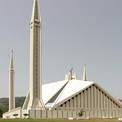 Dünyanın en büyük camisi The Shah Faisal Mosque