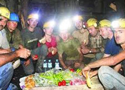 Yeraltında İlk Sahur