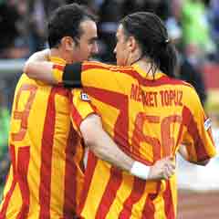 Fener'den Topuz ve Ünal'a teklif