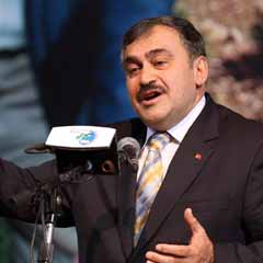 'Başörtüsüyle uğraşmayın!'