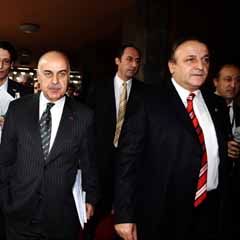 Görüşmeler ertelendi