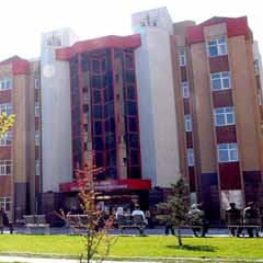 Üniversite hastanelerinin hazine payı düşürülüyor