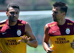 Galatasaray’dan Burak Yılmaz’a tebrik