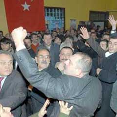 Baykalcılar ve Koçcular kapıştı
