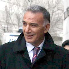 Gül, 'matkap'tan kurtuldu