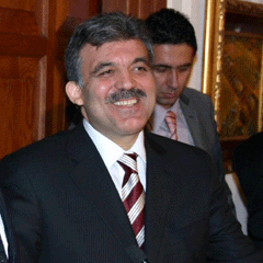 Gül ABD'de resim sergisi gezdi