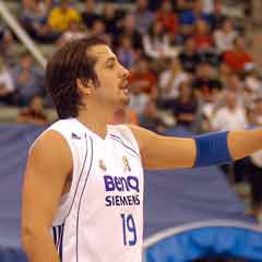 Kerem'li Real Madrid zirvede