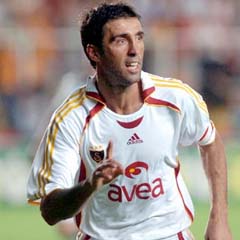 Hakan Şükür'den Galatasaray yönetimine ve medyaya eleştiri