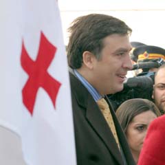 Saakaşvili kazandı