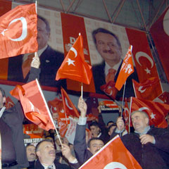DP kongresinde oylamaya geçildi