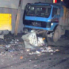 Şişli'de çöp konteynırında patlama