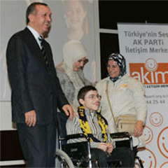 Erdoğan: Fakir fukaranın ayağına gidersek Türkiye uçar