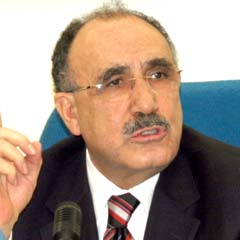 Bakan Atalay'dan sürücülere 'Dikkatli olun' uyarısı