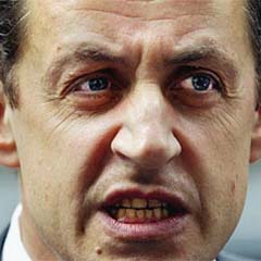 Sarkozy'ye takipsizlik kararı