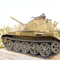 Askeri tankı çaldılar