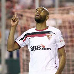 Cami satın alan futbolcu kim?