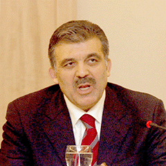 Gül'e resmi tören