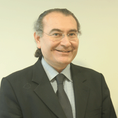 İki yüzlü aydınlara ders