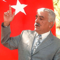 'Başörtüsü şerefimizdir'