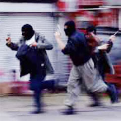 Kazakistan’da Film Gibi Soygun