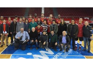 Ender Arslan: Güzel Bir Atmosfer İçinde Galibiyet Almak İstiyoruz