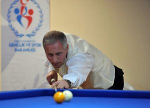 Trabzon 3 Bant Bilardo Şampiyonası Start Aldı