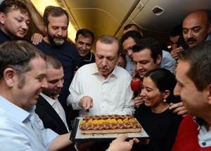 Erdoğan'dan Çifte Sürpriz