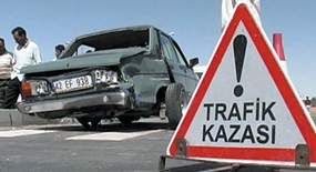 İzmir'de trafik kazası: 5 yaralı
