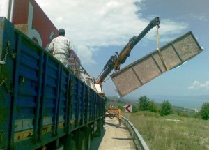 Zabıta Tabela Operasyonu Düzenledi