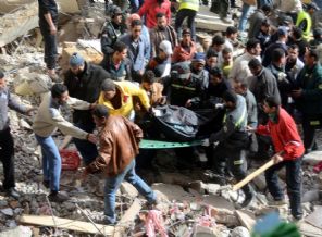 Mısır'da 8 katlı bina çöktü: 19 ölü
