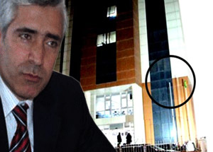 PKK Bayrağının Asıldığı Hastane O'nun Mu?