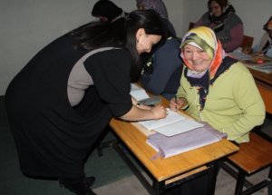 73 Yaşında Okuma-Yazma Öğreniyor