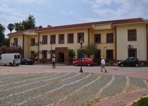 Kaymakamlıktan Suriyelilere Yardım Çağrısı