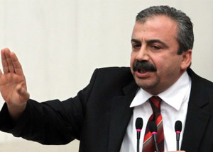 Alın Size Sırrı Süreyya