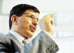 Davutoğlu'ndan sert Suriye mesajı!