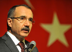 Bakan Dinçer'den öğrencilere nasihat