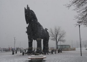Çanakkale’de Kar Yağışı Hayatı Olumsuz Etkiliyor