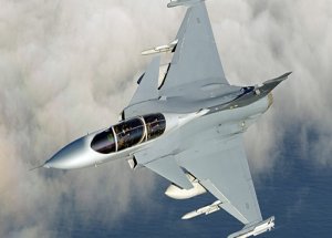 Adriyatik'te ABD F-16'sı Kayboldu