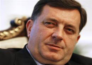 Bosnalı Sırpların lideri Dodik'e suç duyurusu