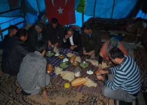 Yörüklerden Kıl Çadırda Çalıştay Toplantısı