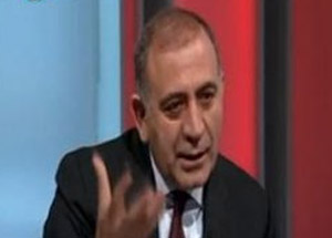 Gürsel Tekin Fena Uçtu