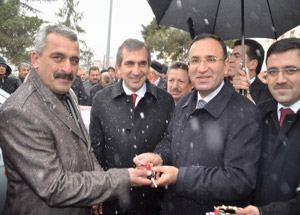 Sağlıktaki kast sistemini AK Parti kaldırdı