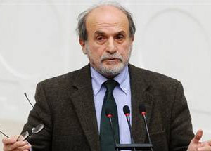 Patriot'un Derdi, Çapkın Vekili Gerdi