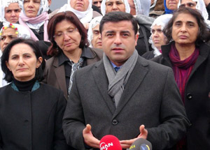 Barış yolu zorlu olacak ama yürümek zorundayız