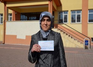 Başörtülü Görevli Sınava Alınmadı