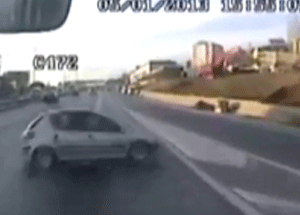 Otoyolda Ölümlü Kaza Otobüs Kamerasında