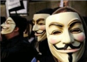 Anonymous'tan, İspanya Sinema Akademisi'ne saldırı