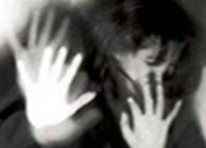 18 Yaşındaki Karısını Boğdu.