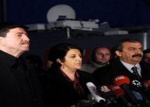 Öcalan 3 zarf 1 mesaj verdi