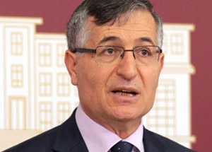 Hakan Şükür'e Sürpriz Destek